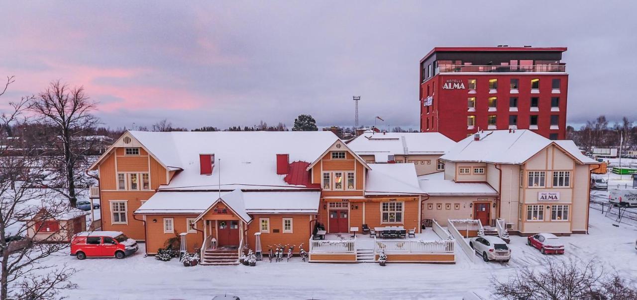 Hotelli-Ravintola Alma Seinäjoki Exteriér fotografie